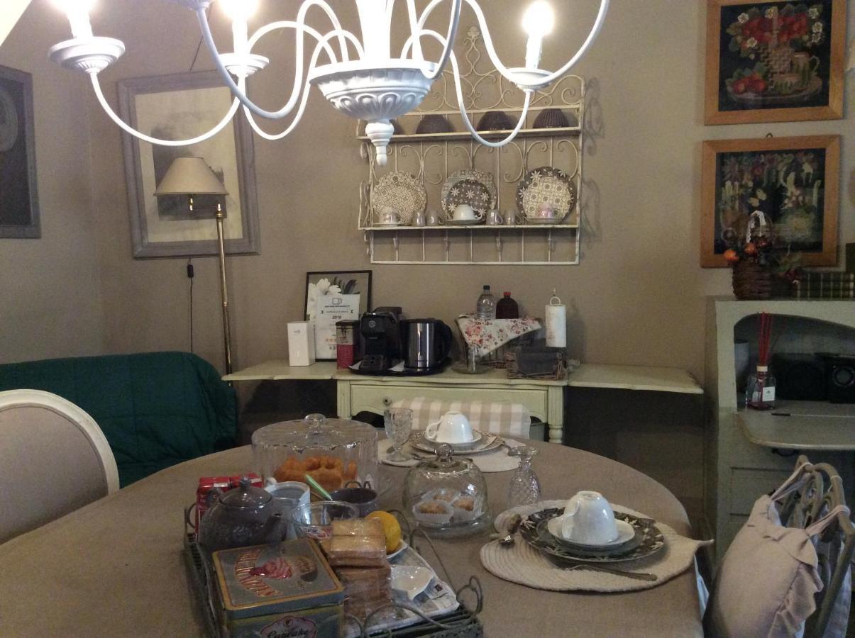 Bed and Breakfast Aria Di Campagna Lodi Exterior foto